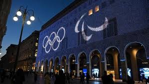 2025 赛季回顾：大谷翔平在对阵红袜的百年对决中，单场击出两支超过 450 英尺的长打